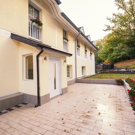 Hotel Gruene Tanne Hamburgo Exterior foto