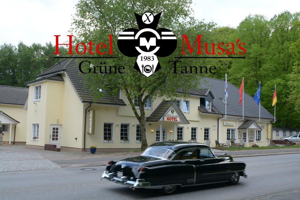 Hotel Gruene Tanne Hamburgo Exterior foto