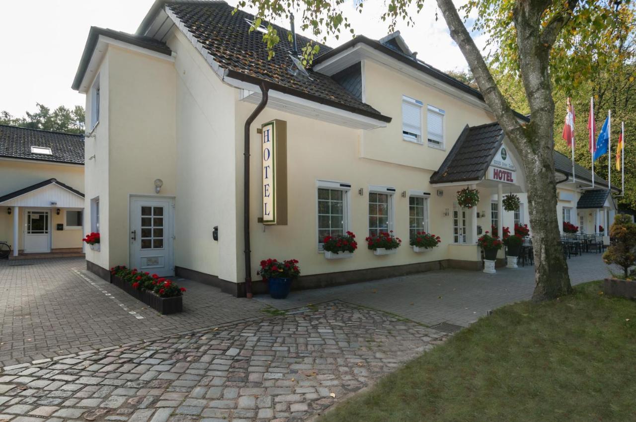 Hotel Gruene Tanne Hamburgo Exterior foto