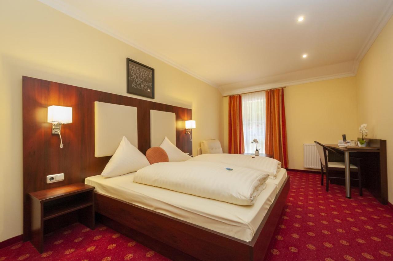 Hotel Gruene Tanne Hamburgo Exterior foto