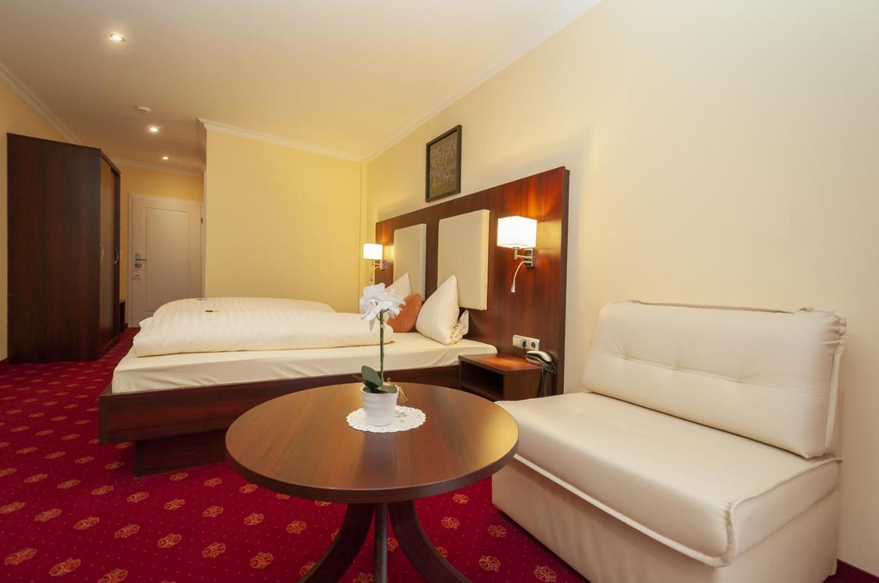 Hotel Gruene Tanne Hamburgo Exterior foto