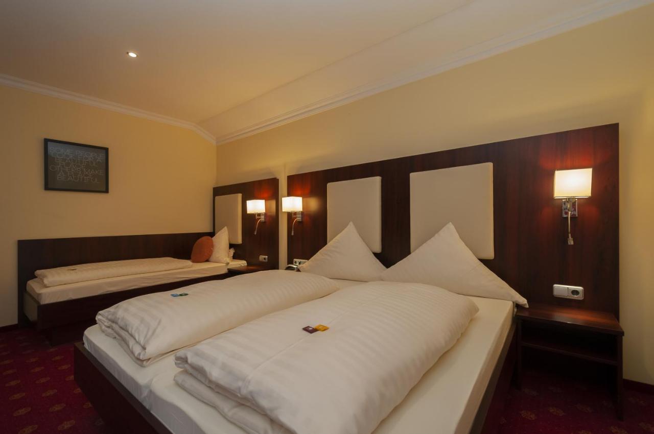 Hotel Gruene Tanne Hamburgo Exterior foto