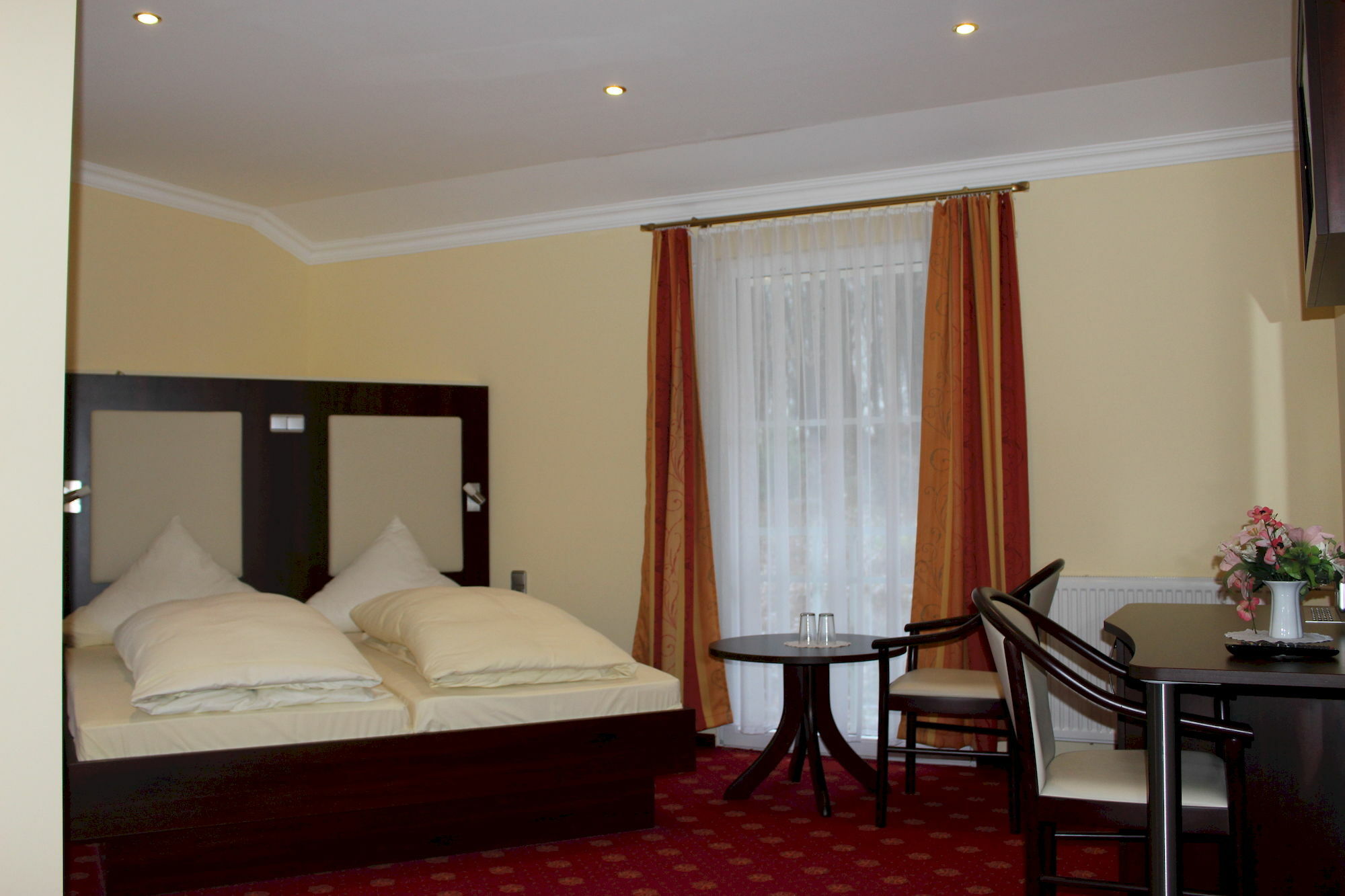 Hotel Gruene Tanne Hamburgo Exterior foto
